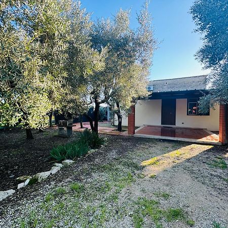 La Perla Di Dea Villa Lido Di Fondi Exteriör bild