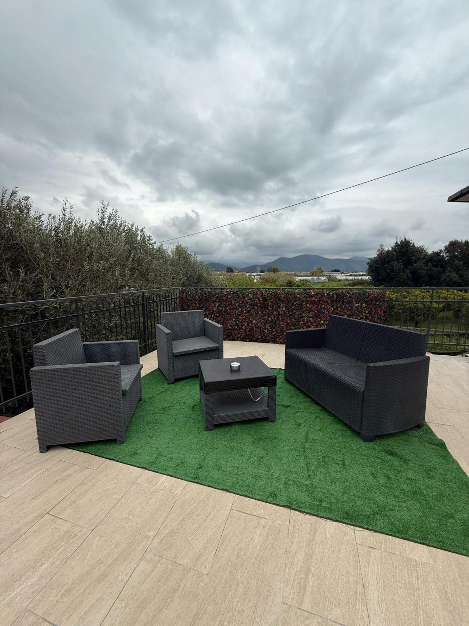 La Perla Di Dea Villa Lido Di Fondi Exteriör bild